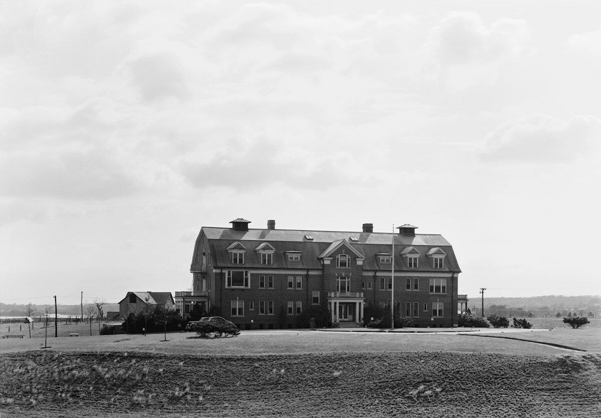 The new South County Hospital opens on November 28. Dr. and Mrs. Jones purchase Watson House.