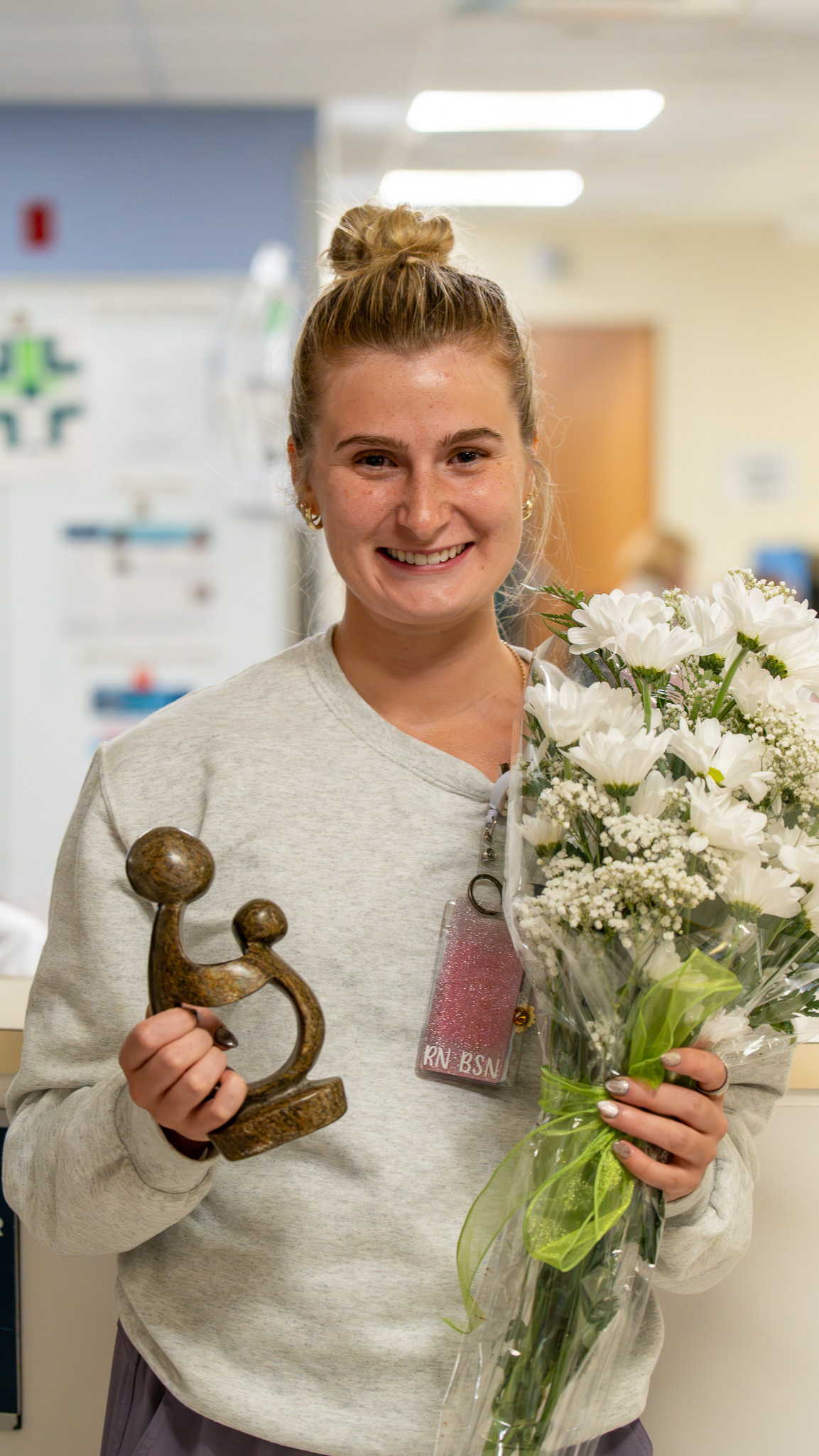 https://stdidsouthcountyhealprod.blob.core.windows.net/southcountyhealth/images/Staff-Photos/Daisy-award-Torianna-Matteau-ED-091526-49-SELECT.jpg